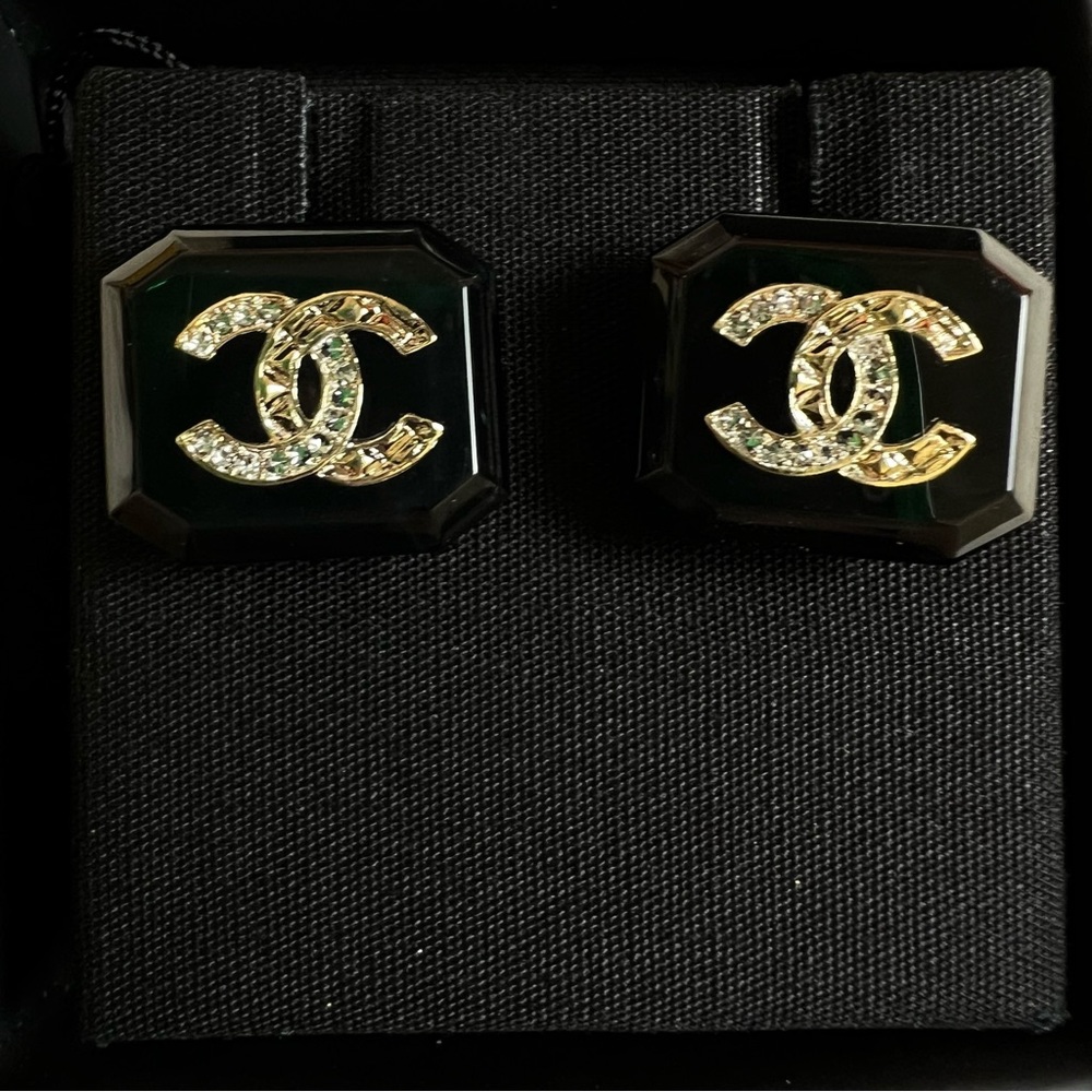 Chanel earrings - Picture 2 of 4